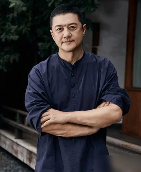 欠租2668万，李亚鹏的嫣然医院差点被清退，结果房东不仅没追究，还给了租金优惠？