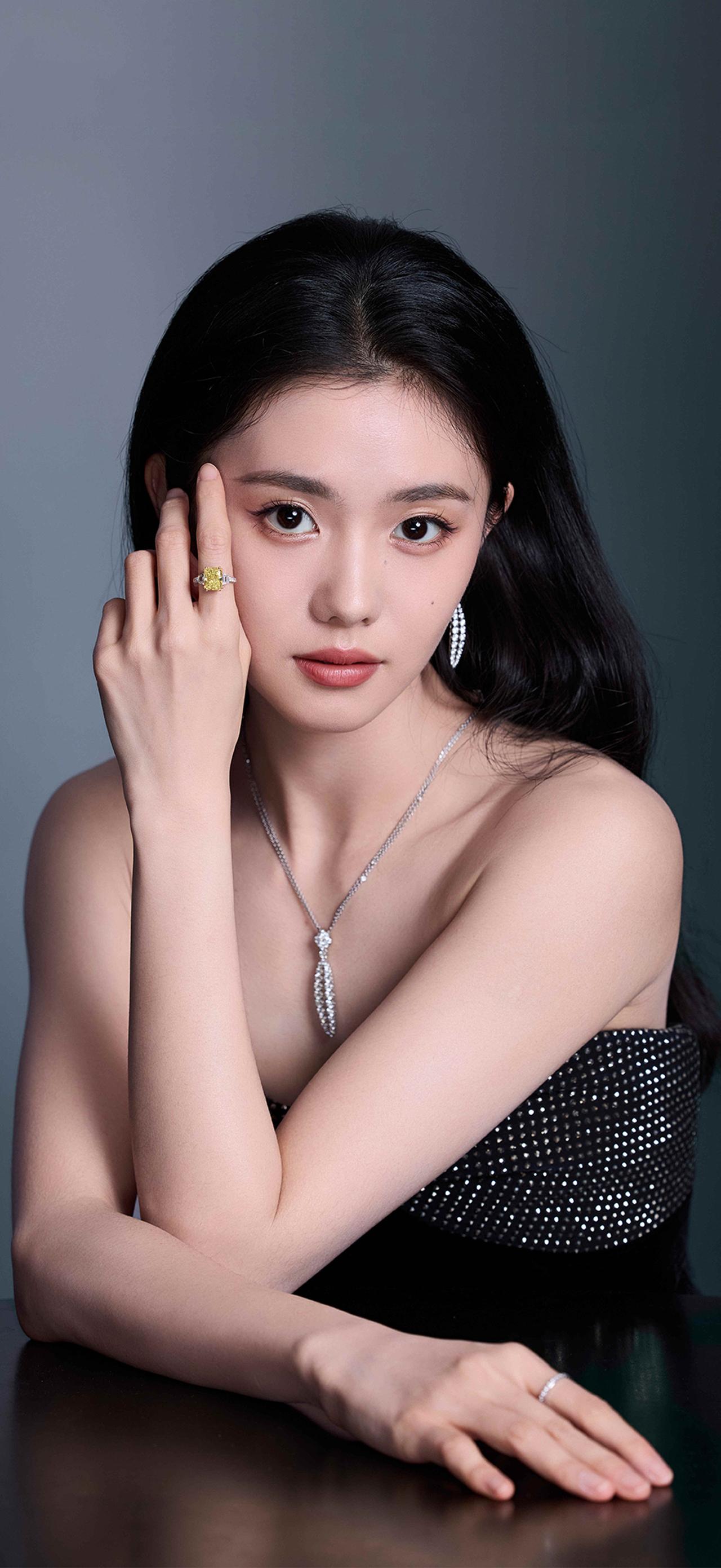 美女壁纸-第6203期-刘浩存