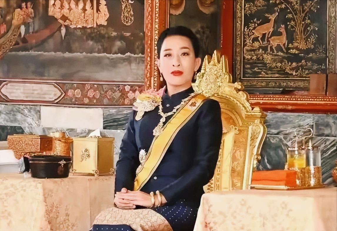 泰国公主帕查拉吉迪雅帕因病离世了，伤心到无以复加的并非别人，正是她父亲泰王玛哈，