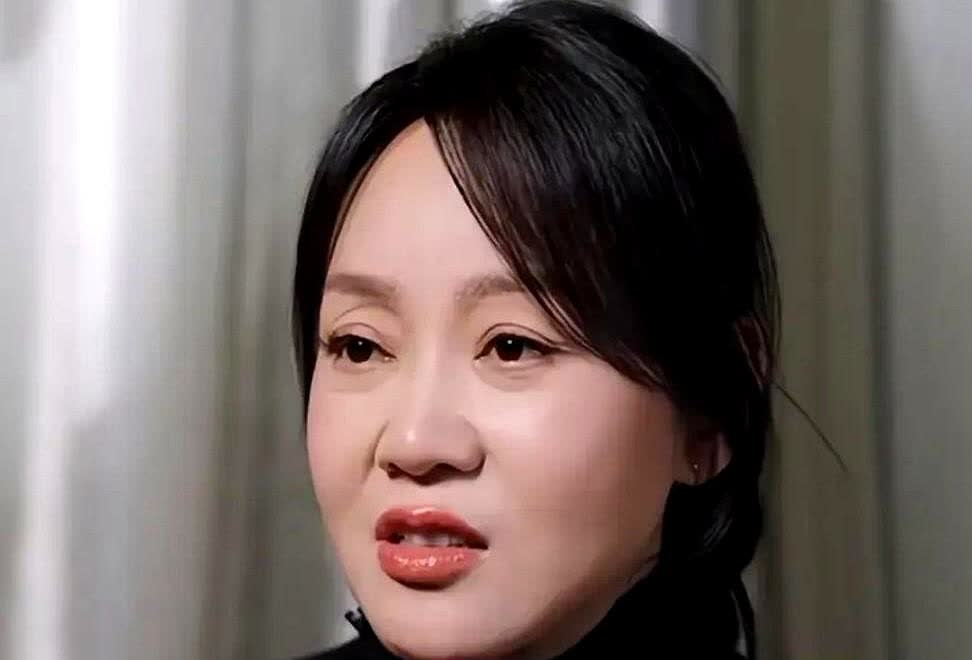 有人问演员闫妮：“要是这世上就剩冯远征、姜武、洪剑涛这几位男士了，你必须从他们里