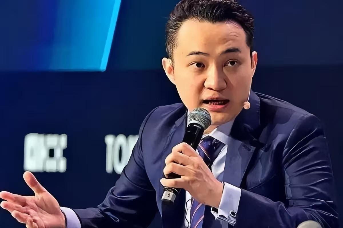 又有新课件了，孙宇晨包场看电影，他退给那26位观众，其实是原价，一毛都没多给