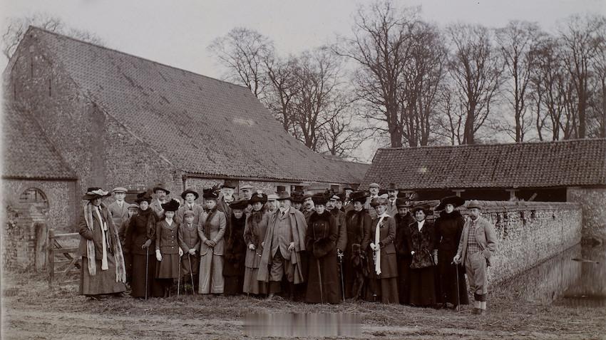 英国王室1909年12月29日，爱德华七世、亚历山德拉王后、威尔士亲