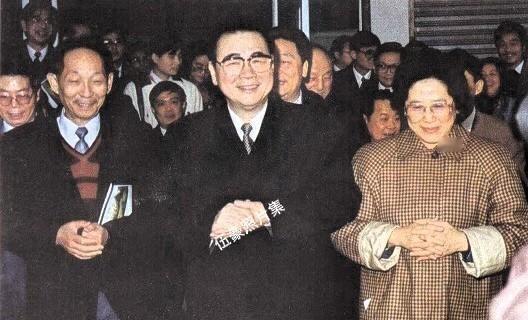 1994年12月16日，时任国务院总理李鹏同志偕夫人一行，在湖南省委省政府主要领