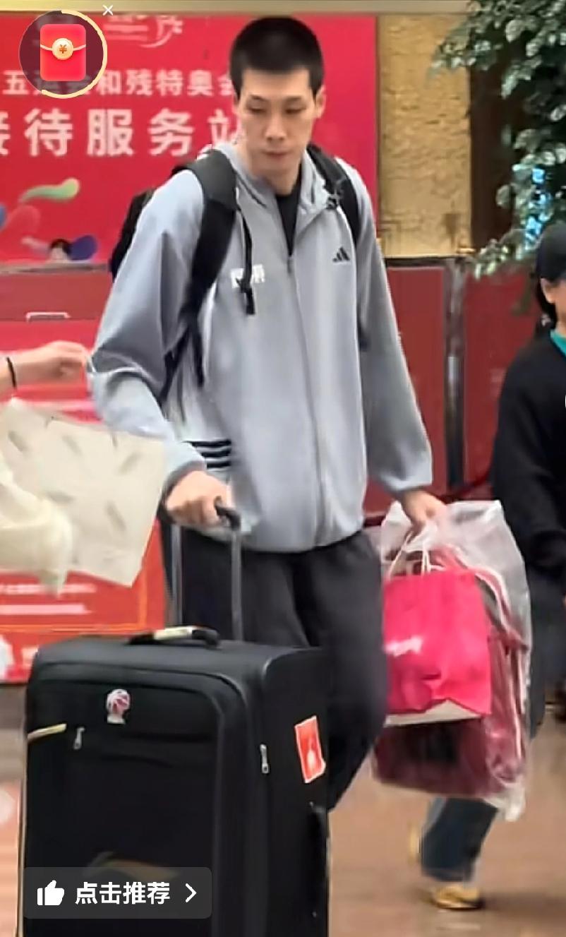 任骏飞低调离开宏远，他去广工之前，都给哥哥腾出位置任骏飞和任骏威是双胞胎，很