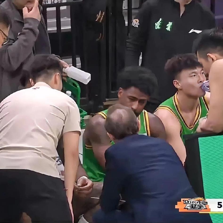 说实话，今晚辽篮打广东！无论输赢我认为最大的看点应该是外援对决！为什么这么说呢