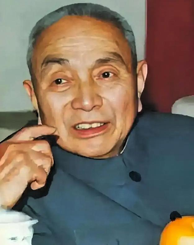 [点赞]看了郭汝瑰的潜伏经历，才知道《沉默的荣耀》吴石暴露的原因。不是因为周至