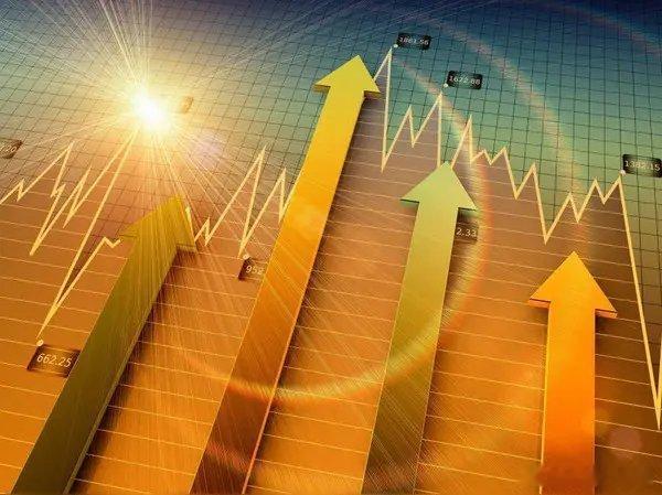 12月市场主线将围绕资金偏好与政策催化展开，建议关注以下方向：·基建板块：重点