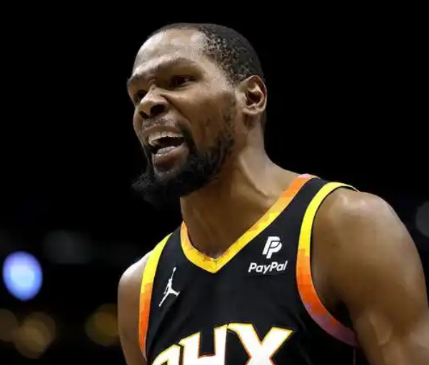 杜兰特的悖论：当超级巨星成为体系破坏者