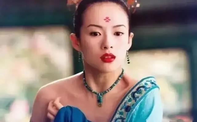 2006年，冯小刚投资1.2亿拍摄《夜宴》，为了找裸替采访了50多个女星，最后对