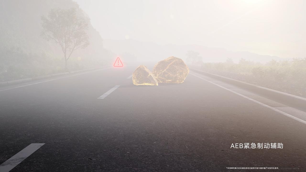 看不见的底盘，看得见的安全感，智界R7用技术兑现承诺很多人买车只看外观、配置，