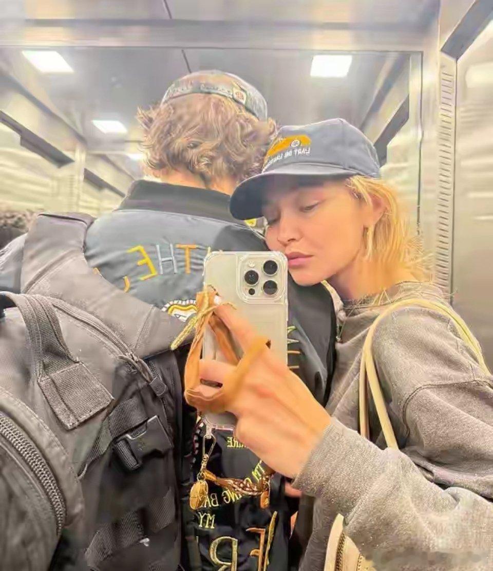 31岁超模吉吉·哈迪德左手婚戒抢镜，被疑已秘嫁布拉德利·库珀