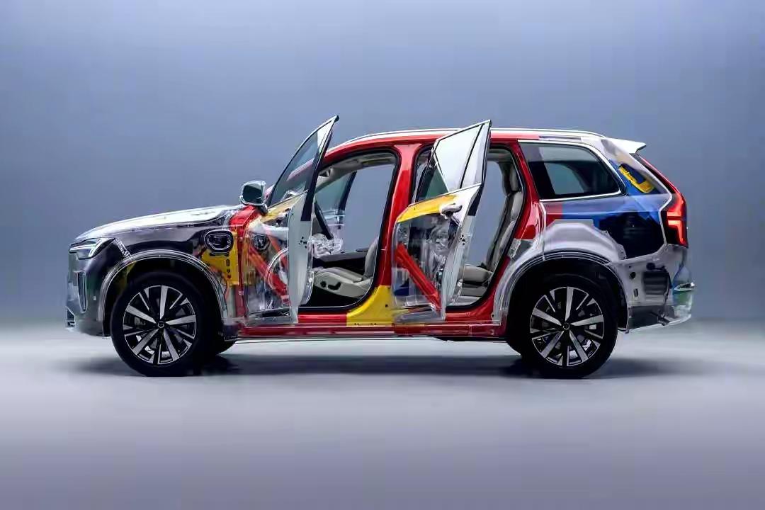 无论油电，安全标杆选沃尔沃错不了！广州车展如期开幕，沃尔沃推出了2026款全新