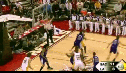 海沃德模仿科比戏耍科比！这俩球真乃球盲鉴定器！现在的球迷能盲到什么程度，就这俩球