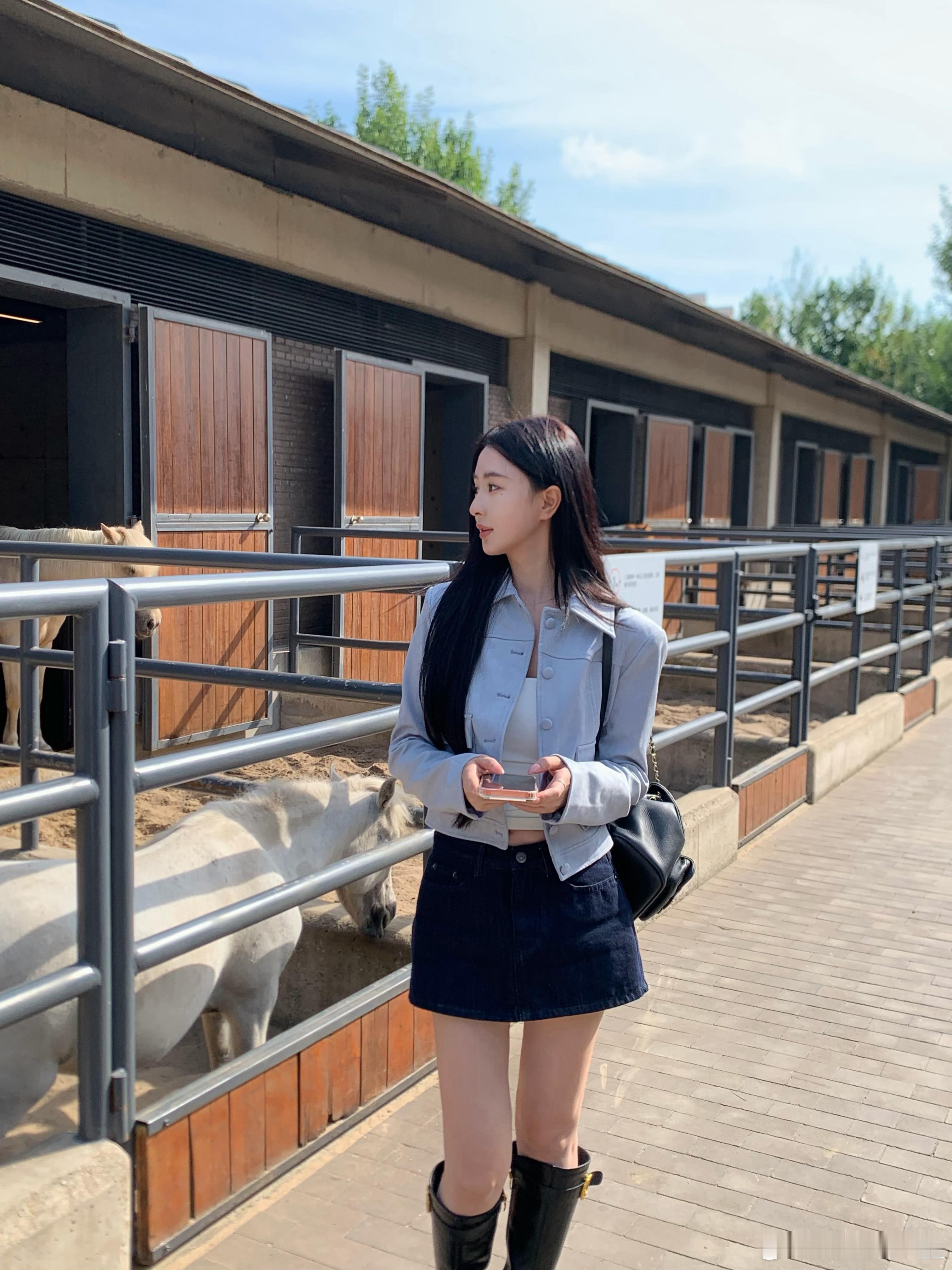 在阿那亚来看小马了🐎随手拍​​​