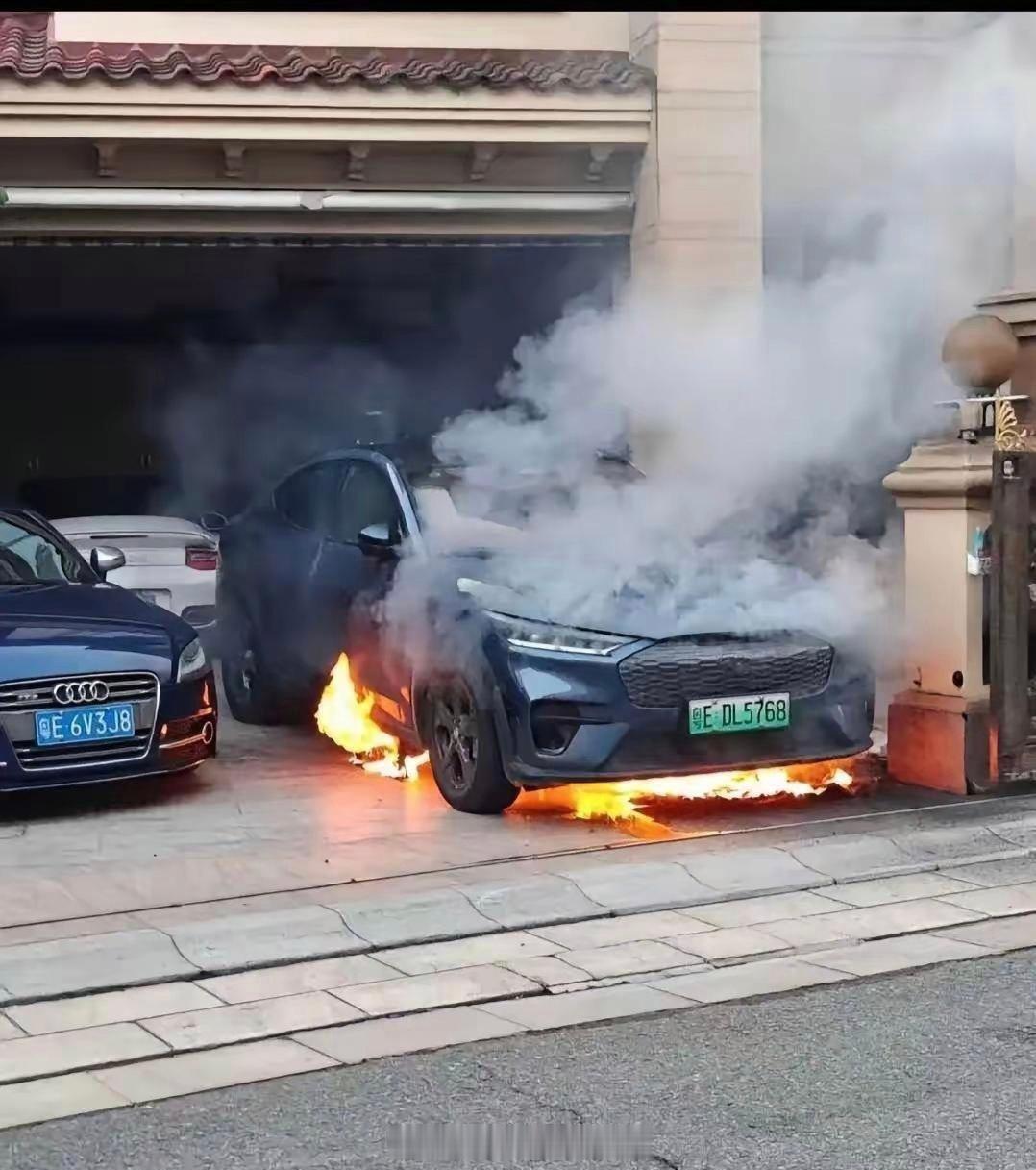 还得是买大牌子车才靠谱