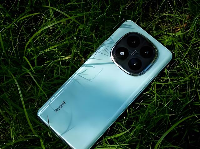 679元的手机，凭啥能火？在某东679元的价格，数码老炮看了直摇头，觉得这配置