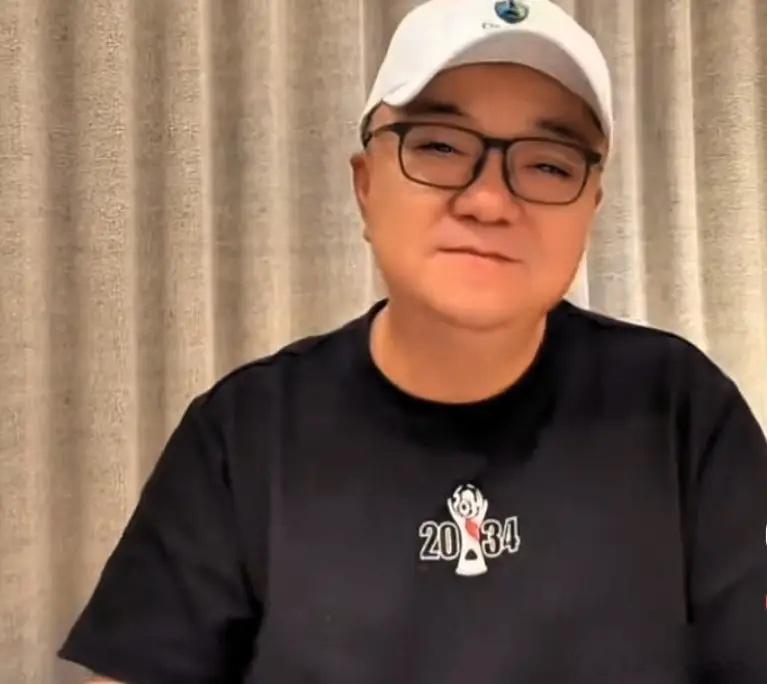 董路公开承认自己眼瞎了，被一个12岁的小学生按在赛场上疯狂摩擦。这孩子叫兰嘉懿