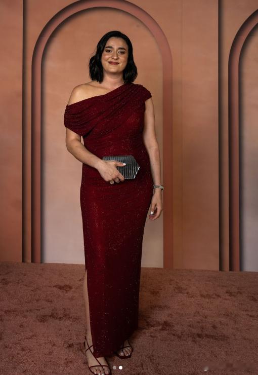 贾巴尔孕态初显明年能复出吗？热点现场