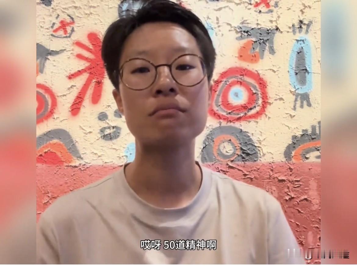 说烂片的说明要么没看懂，要么就是为黑而黑！我对星爷电影的理解是，表面看起来乱七
