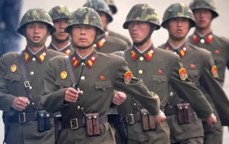 CNN：朝鲜将再派3万名士兵支援俄乌前线。我觉得朝鲜大可不必，朝鲜最大的问题是，