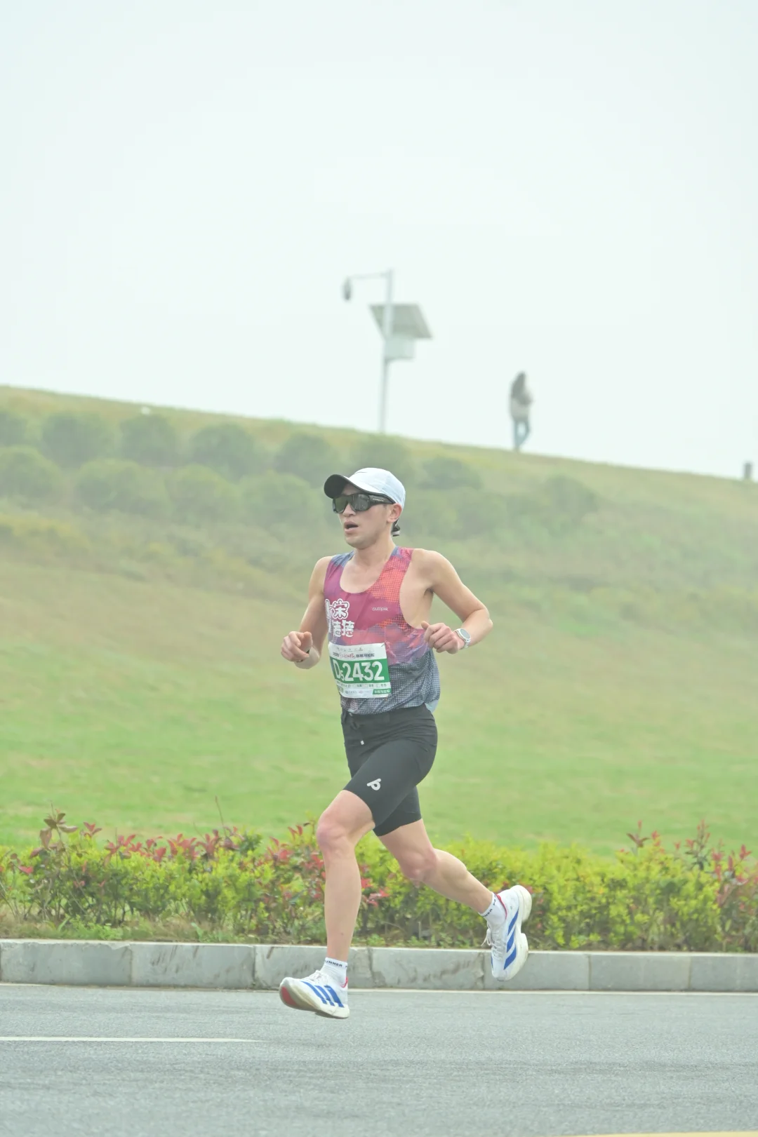 最后一个区出发，岳阳马拉松第8名