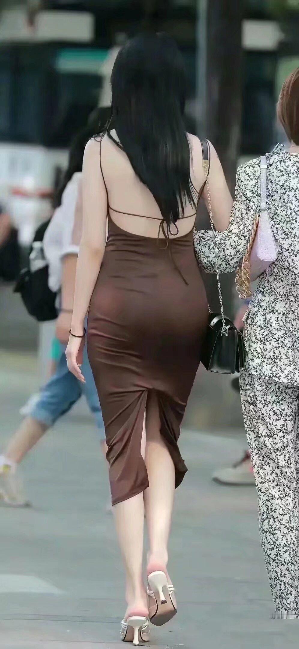 一個懂生活情趣的女人,她身上一定有著別的女人沒有的“味道”