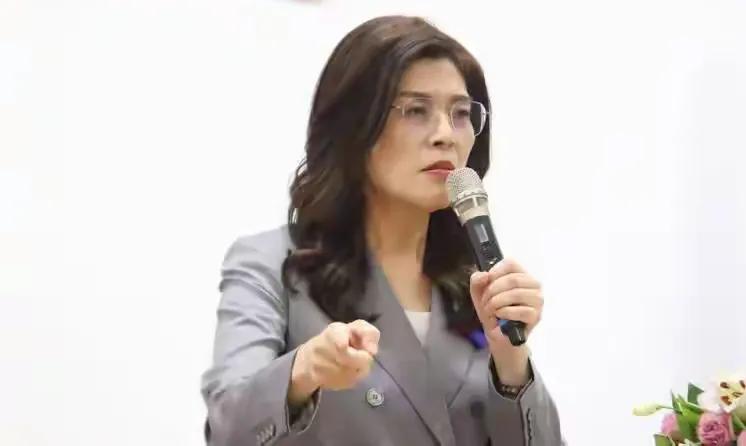 白营将参与彰化角逐？郑丽文似乎已经做好了最坏打算，并提前做好了准备。蓝营“文传会