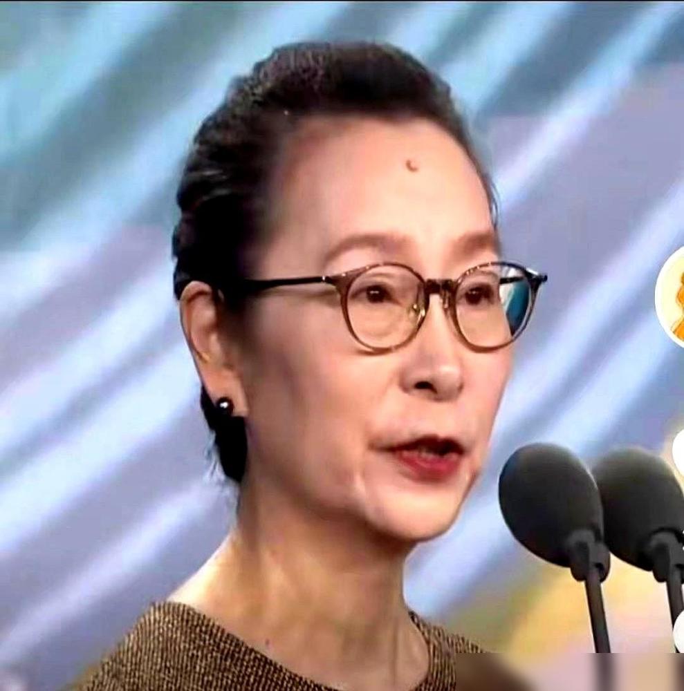 “你儿子的亲爹是谁？”我看到这句话的时候，浑身一激灵。先把事儿捋清楚：在