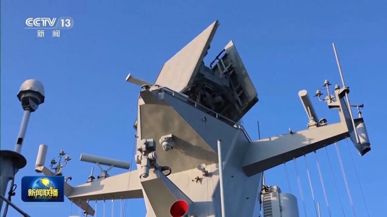 睁眼就迎台湾归？解放军锁死台海美躺平日乱蹦解放军台海实战化演训引爆全网，