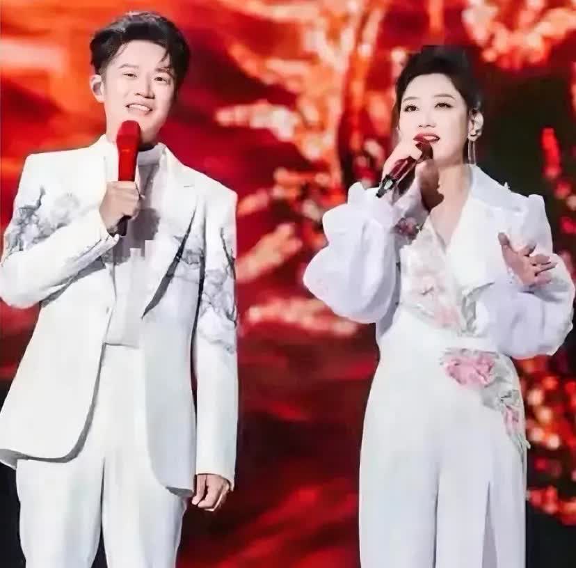 凤凰传奇icon估计以后不会再有演唱会了！不是因为门票卖不动，也不是因为