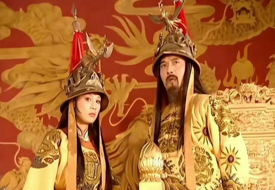 洪秀全还下功夫研究了圣经，找到了圣经的漏洞，宣称自己就是麦基洗德。并且辩赢了传教