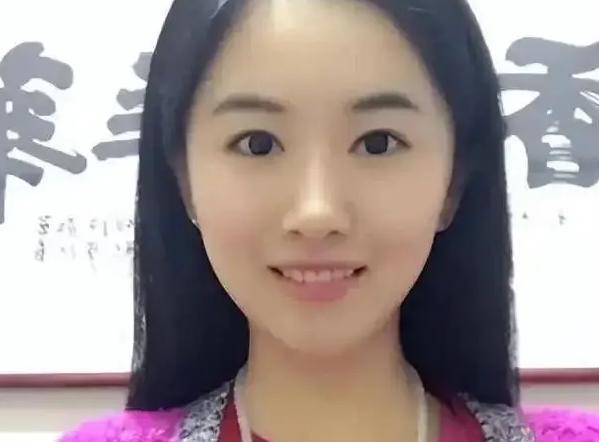 翟欣欣终于被判！有3次机会逃脱制裁，犯一致命错误，为12年买单。9月19日，翟欣