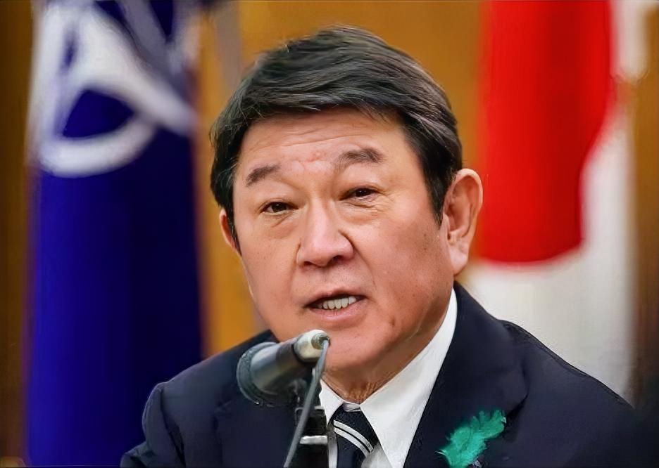 中方的这一回应，是不是类比错误？7月12日，日本外务大臣茂木敏充就“南海仲裁
