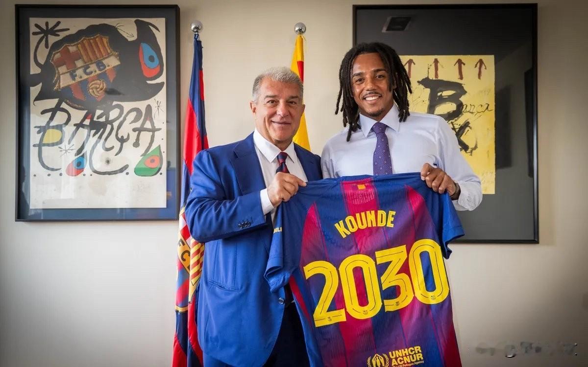 🚨巴塞罗那球员合同年限汇总：-2027年到期：费兰·托雷斯、什琴斯尼