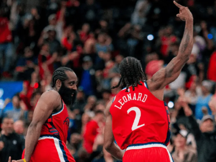 明日NBA常规赛，快船将对阵热火。赛前，据快船记透露，明天对阵热火时，快船将以