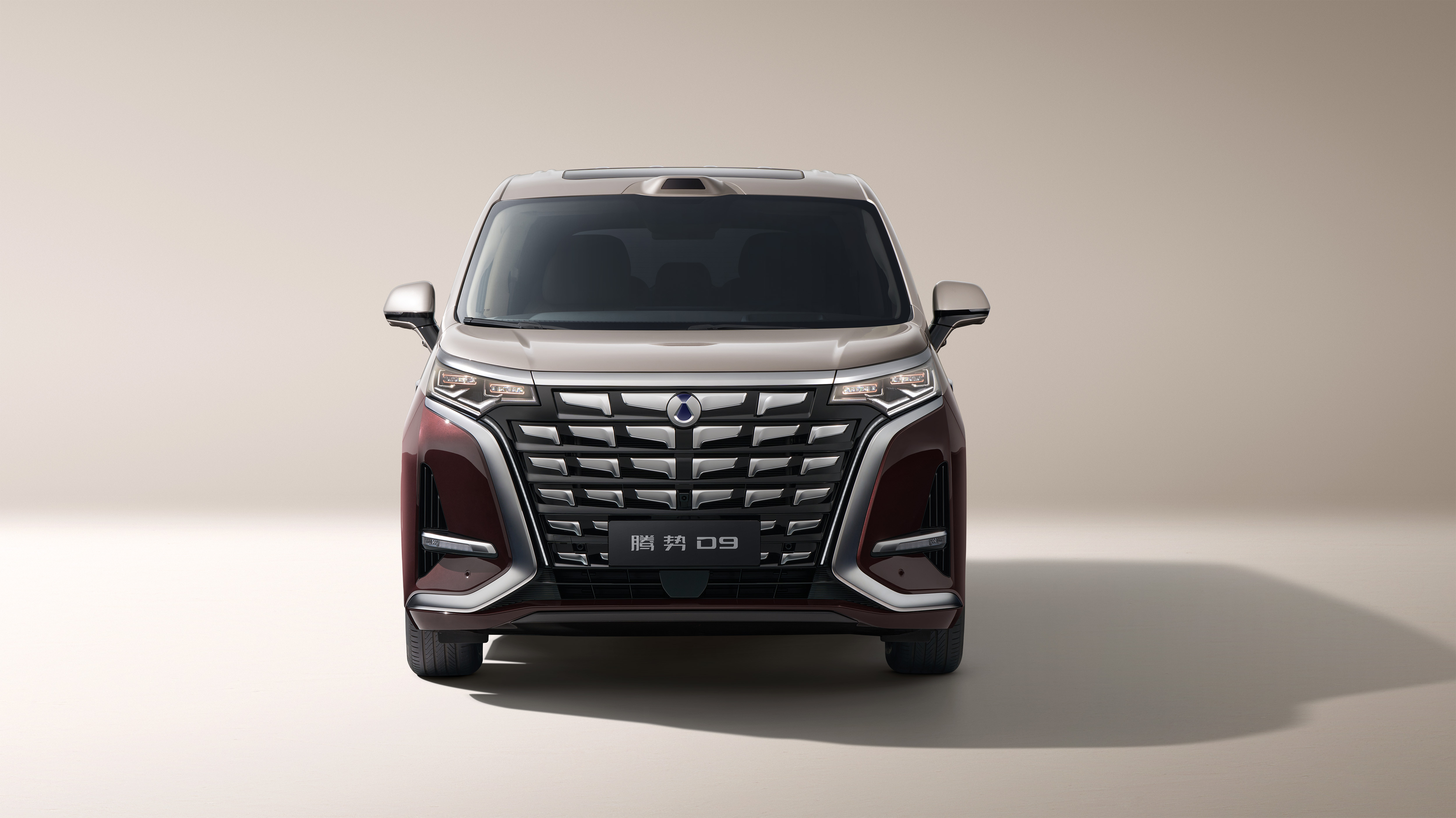 第二代腾势D9来了！颠覆性再进化，继续三年蝉联销冠？