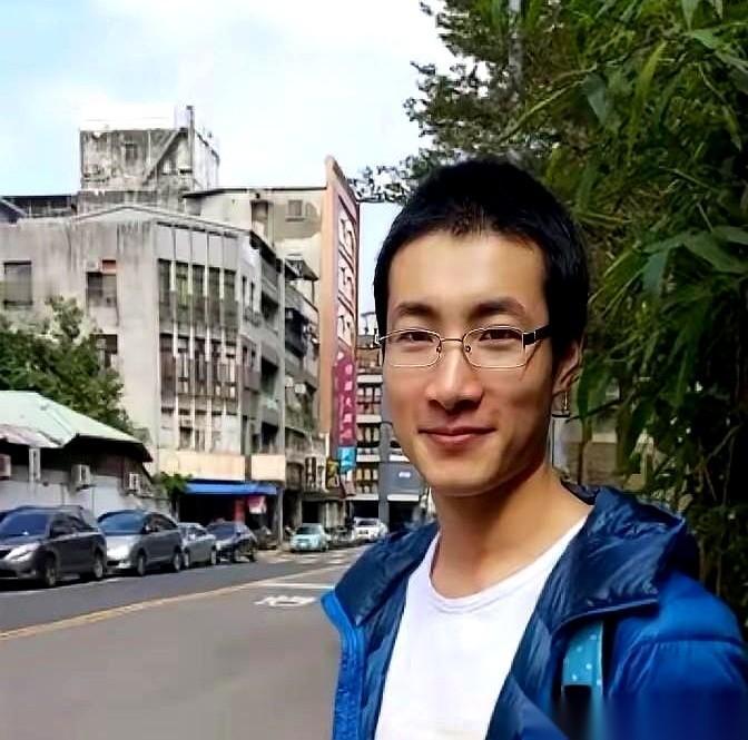 “我可是你最忠诚的支持者啊！”“你再这么抓人，中期选举就完蛋了！”“求你别把