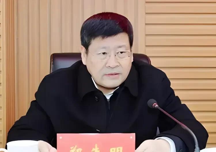 信阳学院是豫西南地区最早设置的一所本科民办院校，最初是信阳师范学