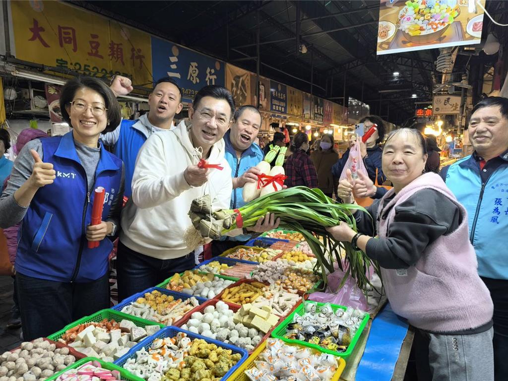 江启臣、杨琼璎表态争取竞逐下届台中市长，两人16日首度协商无法达成共识，由于人选