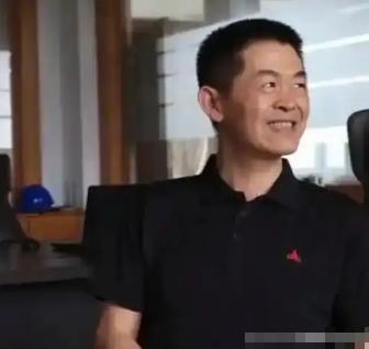 浙江姑娘吴玉其，默默接受匿名资助长达四年，今年成功保研复旦大学。她心心念念想要找