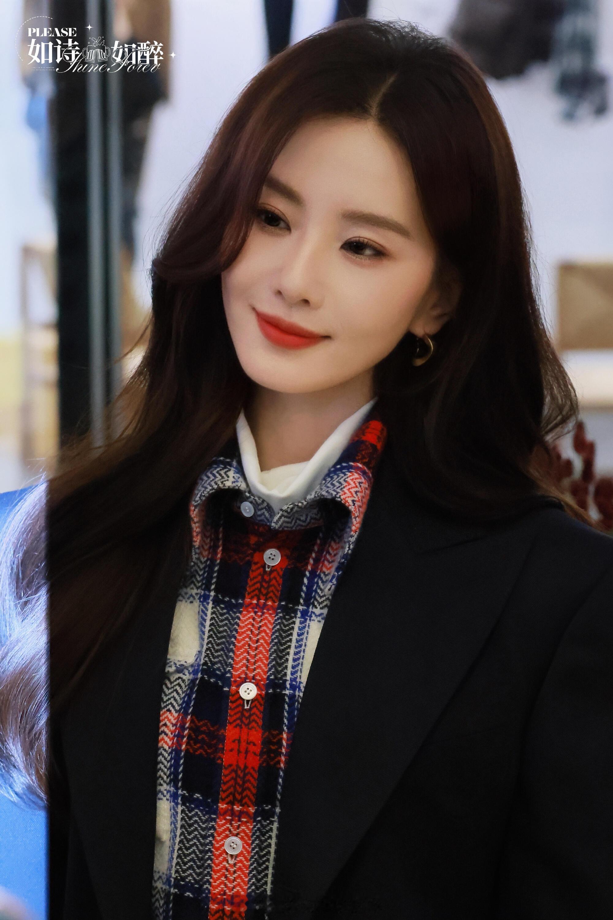 刘诗诗今日品牌活动生图，品鉴一下大美女