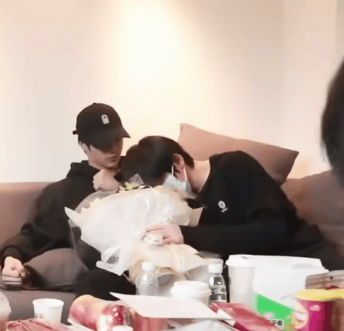 抓头发真的超级色情​​​