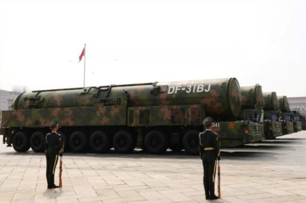 外媒：中蒙边境附近，中国部署100多枚东风31洲际导弹。最近几天，国际舆论圈