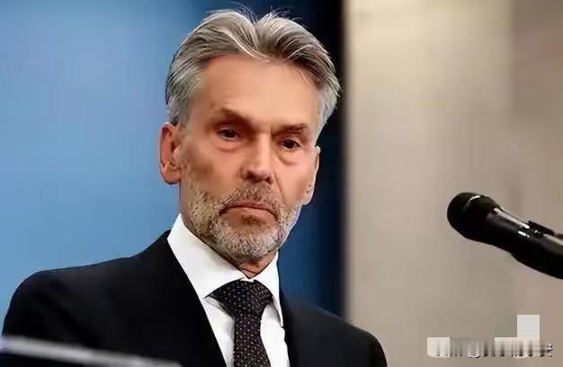 就在刚刚！​荷兰突然改口！​强夺安世半导体后，面对汽车产业停摆危机，终放软立