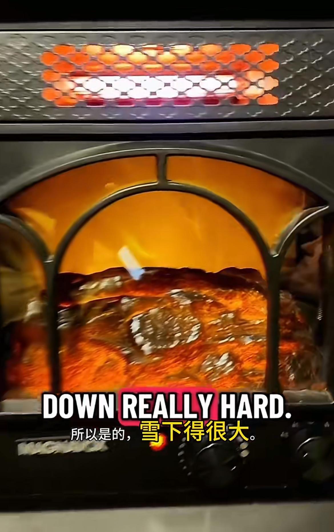 密歇根州下着大雪，一对破产的情侣只能蜗居在车里面，由于没有钱买隔温材料，只能拿毯