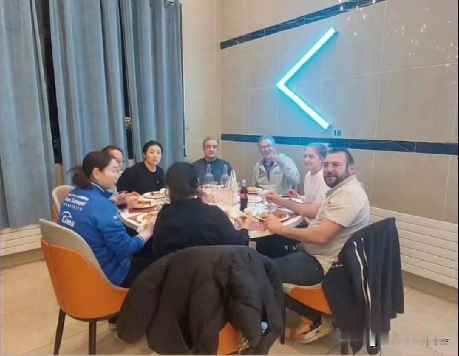 国乒果然是全球最卷的运动项目，不仅一年到头比赛最多，快过年了队员们还没有放假。