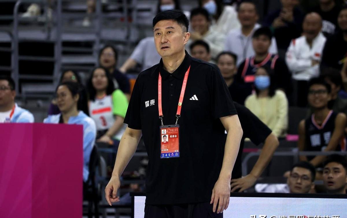 直到看到杜锋的新职称！才明白各省为啥不惜余力冲全运会了！夺冠了的杜锋当选广东