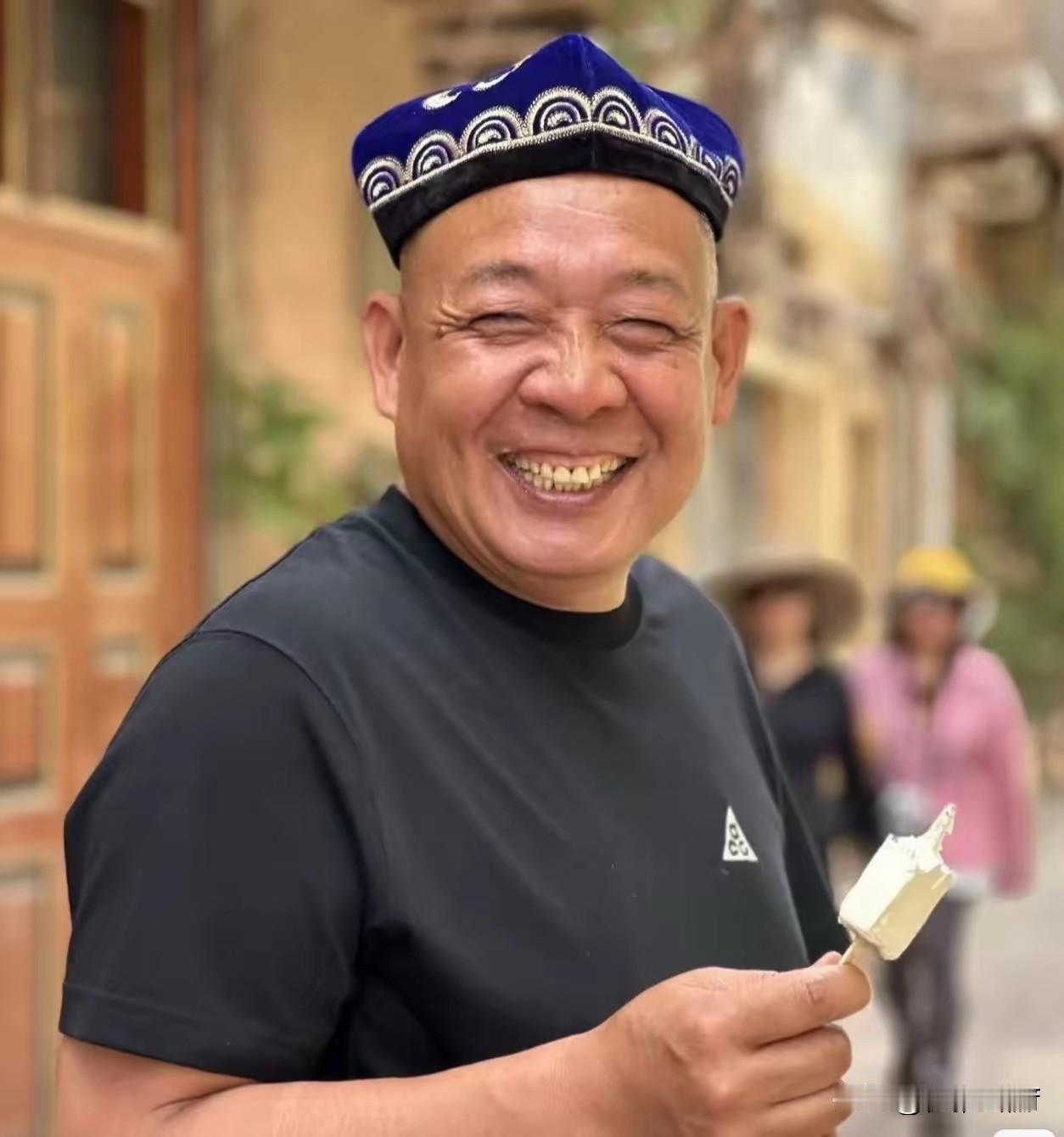 于东来退休了，据说能接他班的不是他儿子，也不是他的亲属而是一套制度+一支