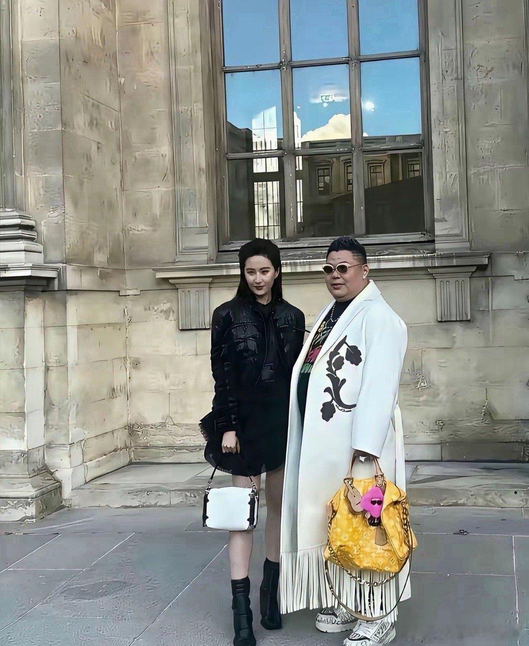 这么丑的包包要2千万离谱