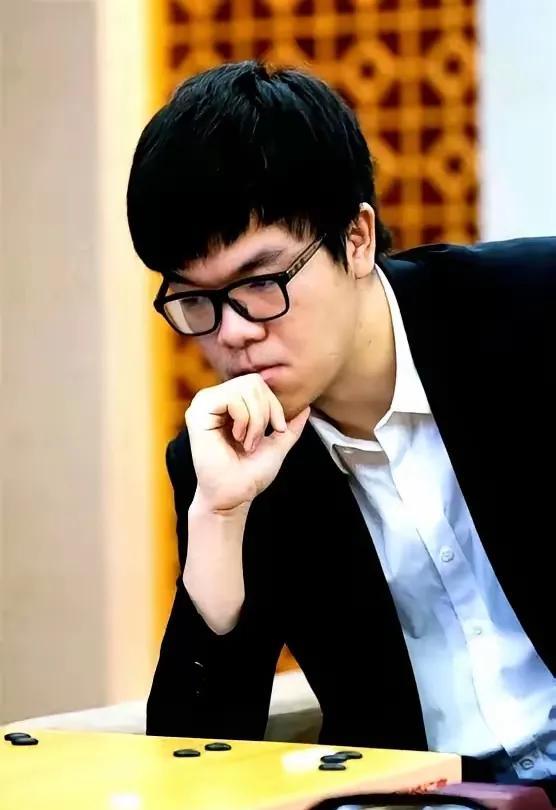 去年lg杯韩国棋院使用阴招，卞相壹#卞相壹夺冠争议#0胜夺冠的围棋耻辱事件的最
